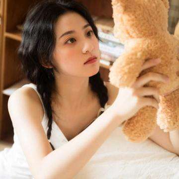 黑暗之翼传奇手游